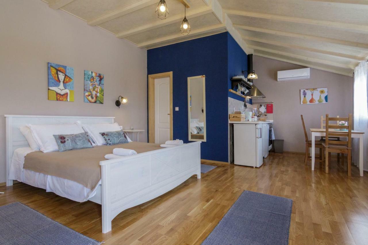 Apartments Mardesic Komiža Dış mekan fotoğraf